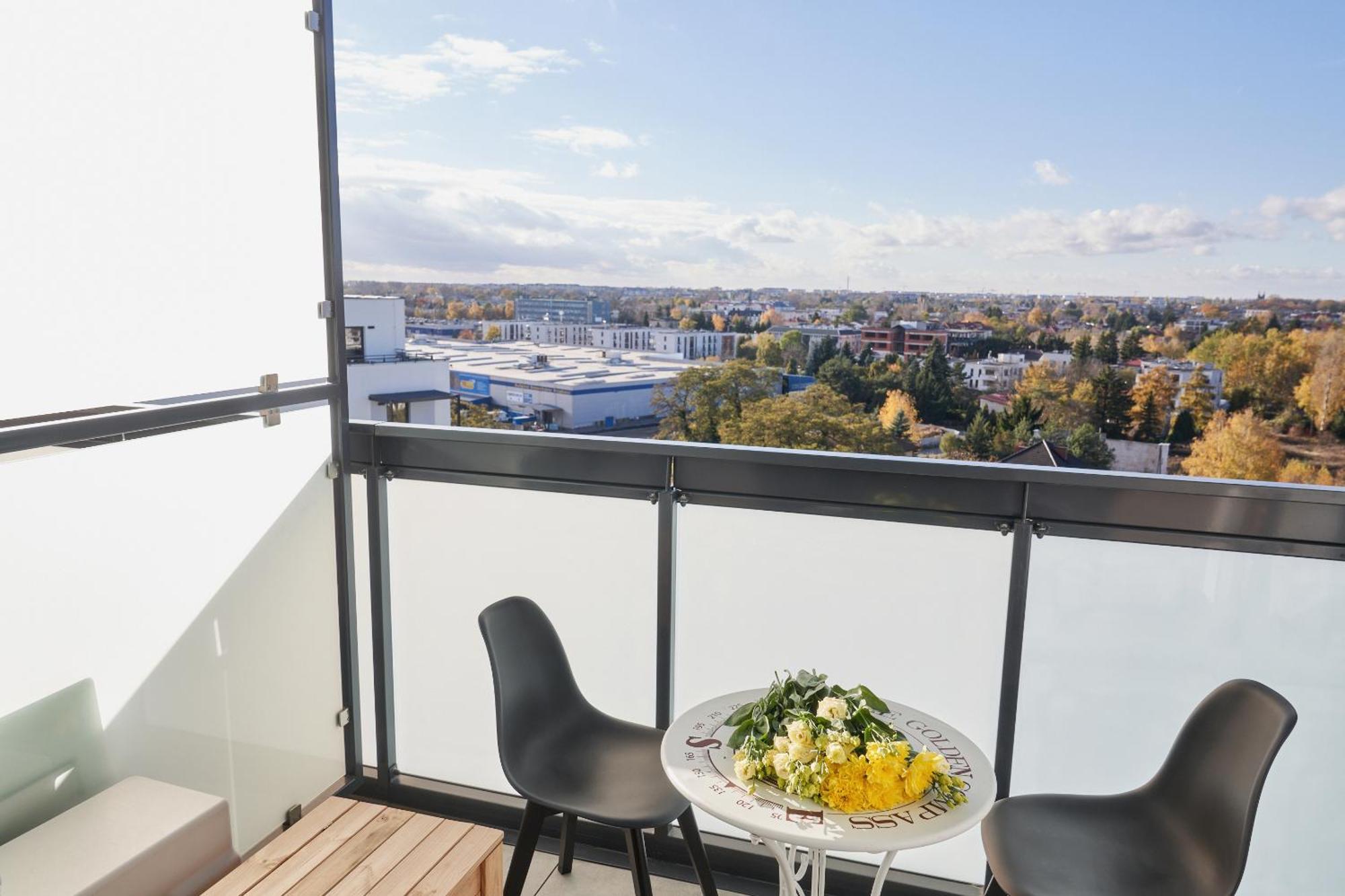 L66 Apartments Варшава Экстерьер фото